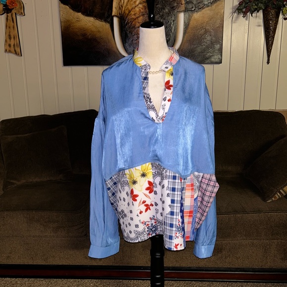 Ursime • Size 4X-Large • Blue • Boho • Pullover •  Blouse • Patchwork Design - Picture 2 of 9